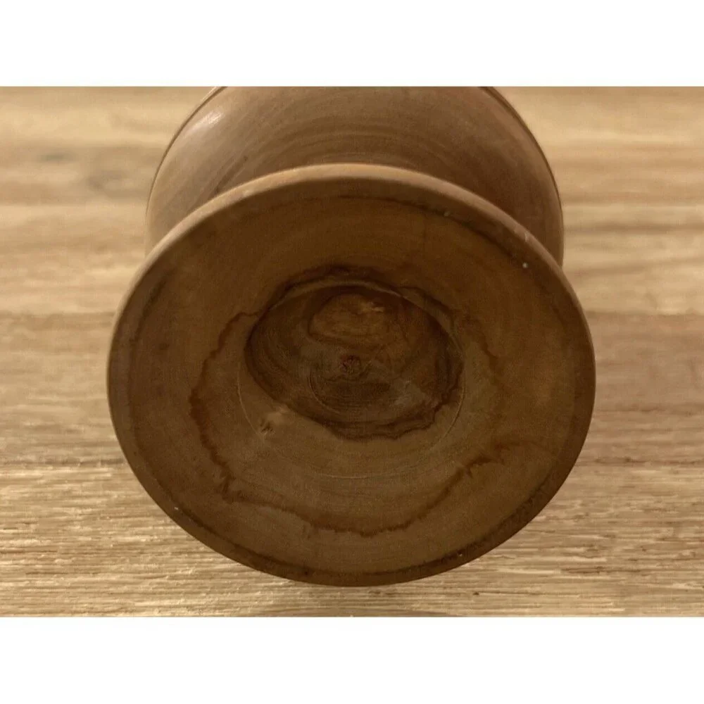 Unbranded hand turned